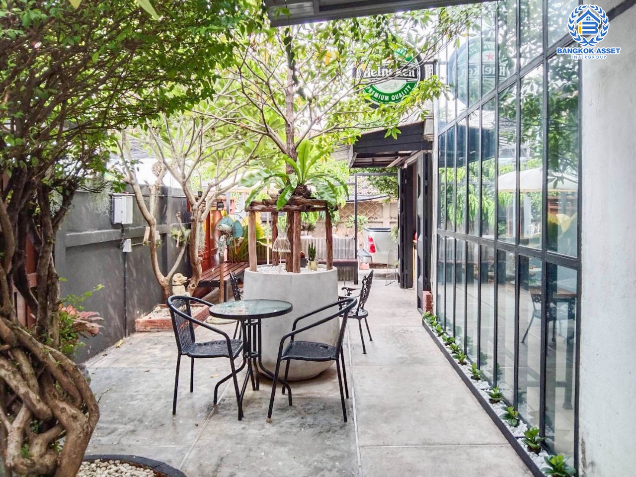 *****บ้านแฝดมือสองนนทบุรี ม.รัตนาธิเบศร์ กาญจนาฯ ติดกับรถไฟฟ้า "สถานีตลาดบางใหญ่" ต่อเติมพร้อมอยู่ เนื้อที่ 80 ตร.ว. ภายในโปร่งกว้าง เป็นสัดส่วน ฟังก์ชัน 7 ห้องนอน 4 ห้องน้ำ จอดรถได้ 6 คัน บนสุดยอดทำเล! เข้า-ออกได้ทั้งทาง ถ.รัตนาธิเบศร์ และ ถ.กาญจนาภิเษก ใกล้จุดขึ้น-ลงรถประจำทางหลายสาย